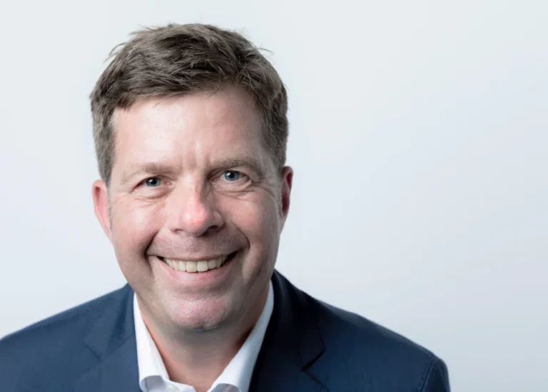 Profilbild von Dr. Andreas Tietz - Gründer der orgalean GmbH: Ein Mann lächelt in die Kamera.